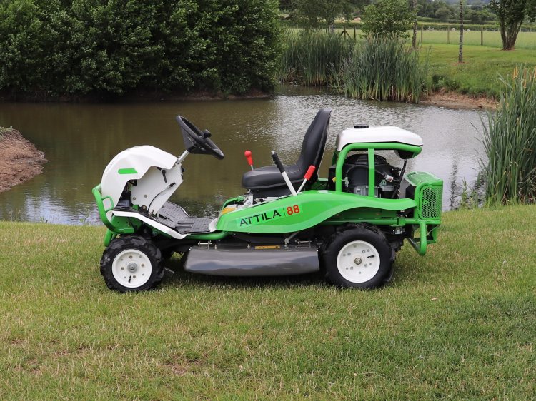 Etesia ride on discount mower for sale